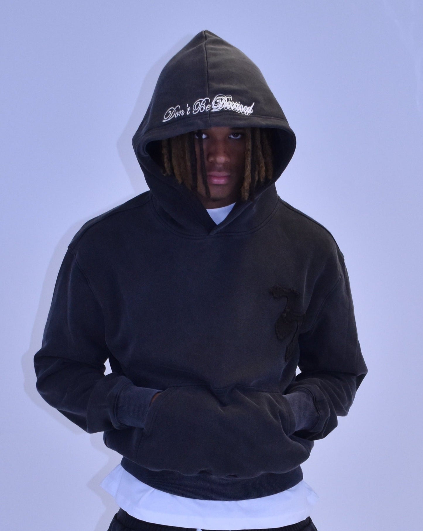 77 HOODIE WASHED BLACK